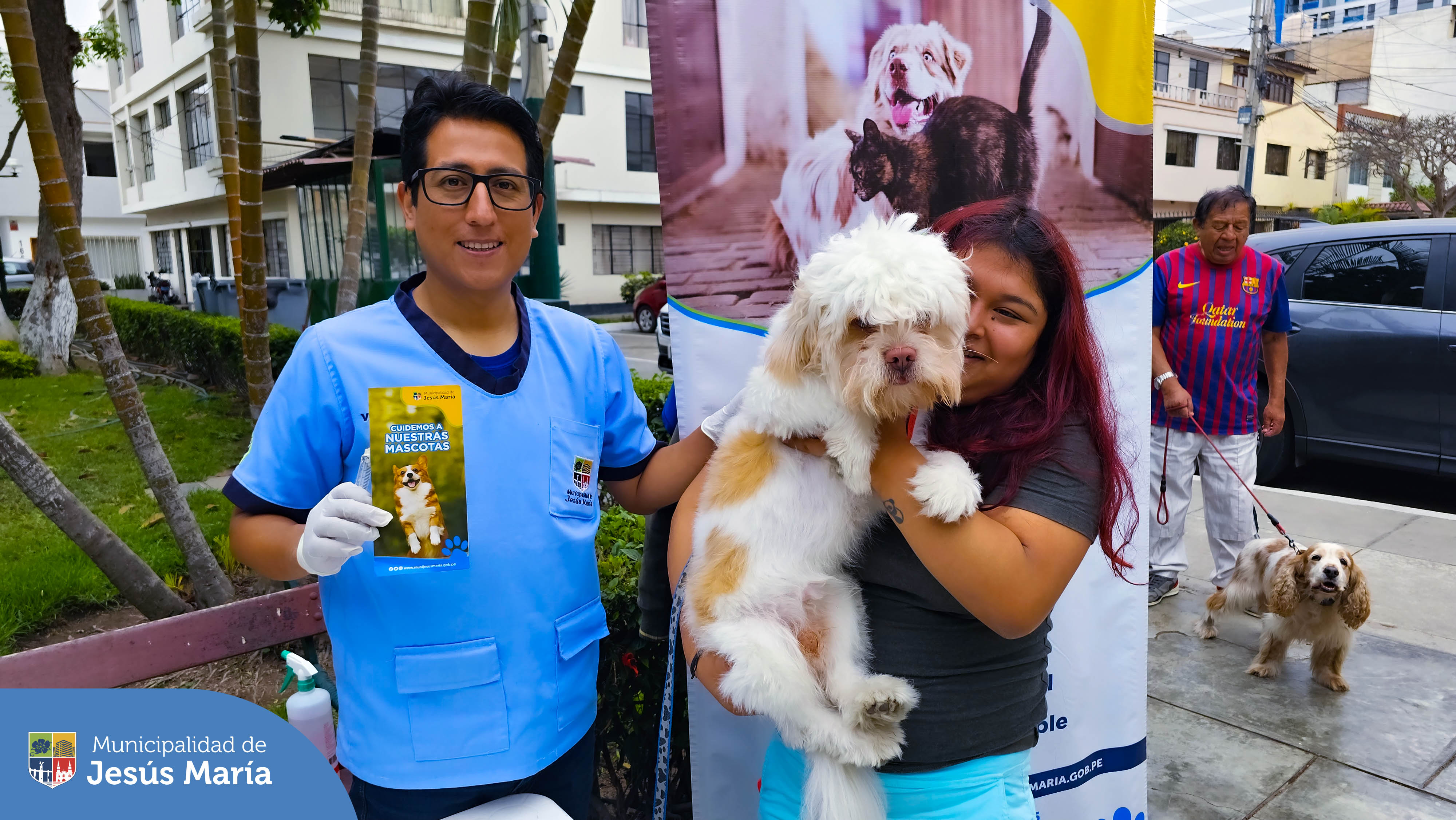 Los asistentes aprendieron a registrar a sus engreídos en la sección Muni Pet 🐾 de nuestra app 📲 #JesúsMaríaSomosTodos 🐶 dónde también podrán reportar en tiempo real mascotas perdidas y mucho más.
¡Descárgala ya!
▶️ App Store http://bit.ly/416QVIP
▶️ Play Store http://bit.ly/3mfWsxF