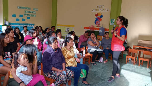 Archivo JPG de Demuna Realizó Charla Con Padres De Familia De Nivel Inicial