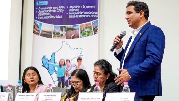 GORE Piura es el único en lograr pacto con 63 distritos para atender a la primera infancia