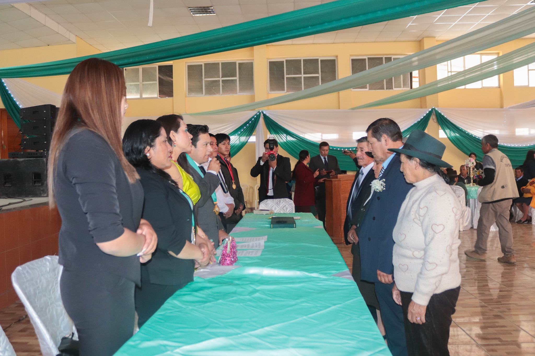 Las parejas Sanmarquinas formalizaron su relación en Matrimonio Civil comunitario gratuito 2023.