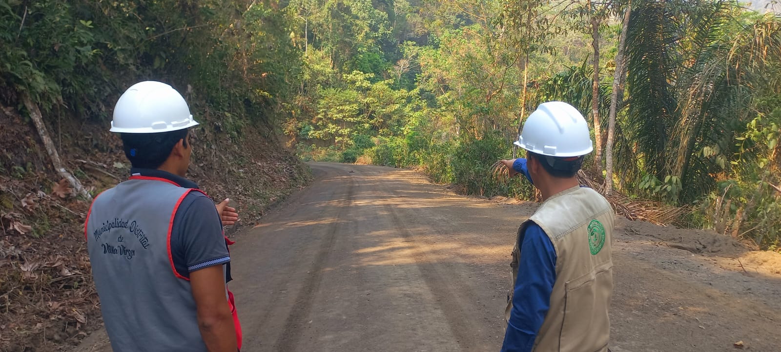 Camino vecinal de Villa Virgen presenta un avance físico de 85 %