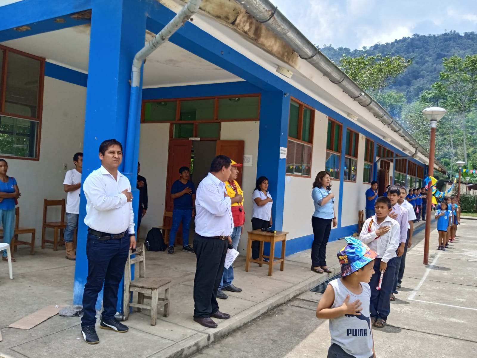 Regidor Saúl Godoy Pérez celebra aniversarios en instituciones educativas de la provincia de La Convención