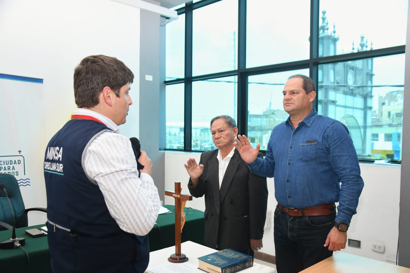 Alcalde Fernando Velasco juramentó cómo presidente del Comité Distrital de Salud