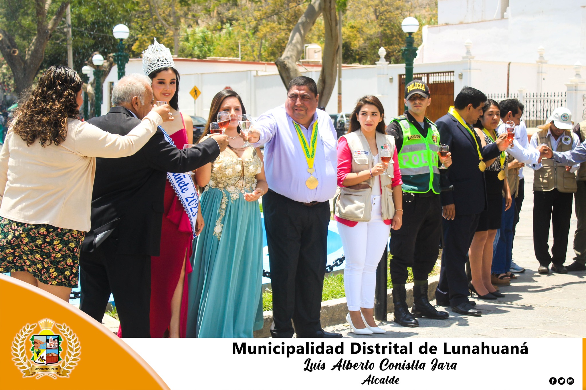 Continuando con las celebraciones del calendario turístico, el distrito de Lunahuaná celebro el día 08 de octubre del presente año, el XXXI Festival del Níspero, siendo una fruta de mayor abundancia en la jurisdicción, contando con muchas propiedades medicinales especialmente ayuda al sistema inmunológico, siendo muy rico en vitamina A, B y C. 
Por lo tanto, se desarrolló las diversas actividades programas, Paseo de nuestra Bandera Nacional, Concurso del Níspero más grande, Concurso de derivados a base de Níspero. Contando con la presencia de nuestras principales autoridades. Asimismo, nuestro Burgomaestre Distrital, en su alocución saludo a todos los visitantes nacionales e internacionales invitándoles a conocer nuestra cultura, tradición y costumbre. 