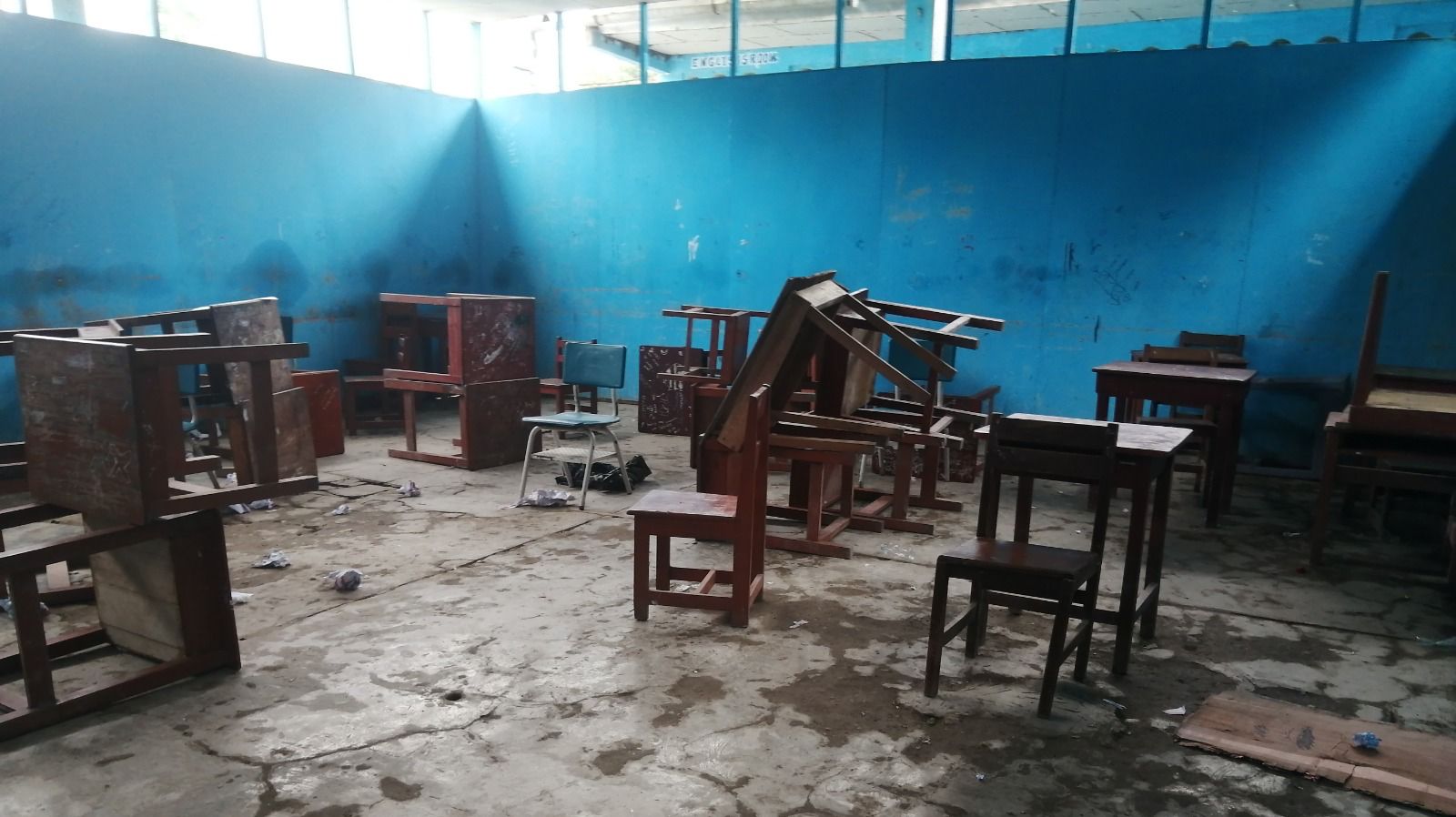 Infraestructura educativa en ruinas