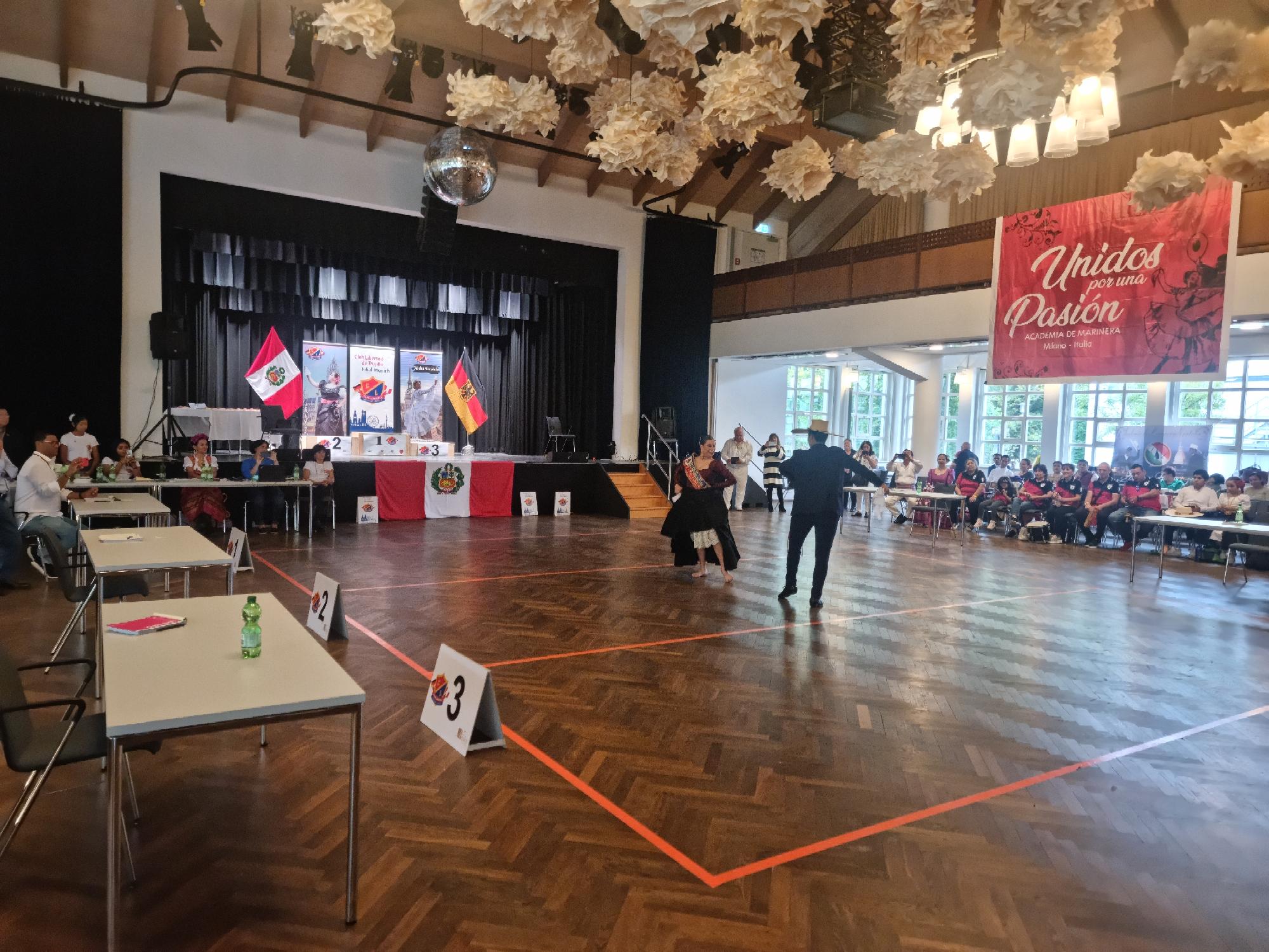 Promueven la cultura peruana en Alemania con concurso de marinera