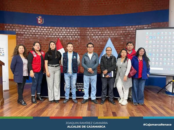 En un esfuerzo conjunto por fortalecer la colaboraci贸n interinstitucional y monitorear los progresos en pro de la comunidad cajamarquina, la Municipalidad Provincial de Cajamarca fue el escenario de la Cuarta Sesi贸n del Consejo Provincial de Salud.
鉁匛sta trascendental reuni贸n cont贸 con la participaci贸n activa de diversas instituciones, entre las que destacan la Secretar铆a T茅cnica a cargo de la Red Integral de Salud (RIS), la Universidad Privada del Norte (UPN), el Programa Nacional de Alimentaci贸n Escolar Qali Warma, el Programa Juntos, as铆 como otras entidades comprometidas con la salud y el bienestar de la poblaci贸n cajamarquina.
馃Durante esta sesi贸n, se busc贸 promover una mayor coordinaci贸n y sinergia entre estas organizaciones, con el fin de asegurar que los esfuerzos y recursos se utilicen de manera eficiente y efectiva en la mejora de los servicios de salud y el bienestar de la comunidad local.