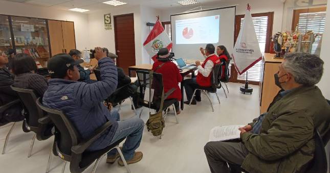 En lo que va del año 2023, la Contraloría General ha realizado 1474 servicios de control, evidenciándose que 44 funcionarios y servidores de seis entidades públicas de la región Huancavelica habrían incurrido en presuntas responsabilidades de tipo penal (11), civil (31), administrativo de entidad (27) y administrativo PAS (02) sujeto a la potestad sancionadora de la Contraloría.