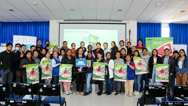 Foto 1 de Agentes entomológicos de la DIRIS Lima Centro intensifican sus conocimientos en la lucha contra el Dengue