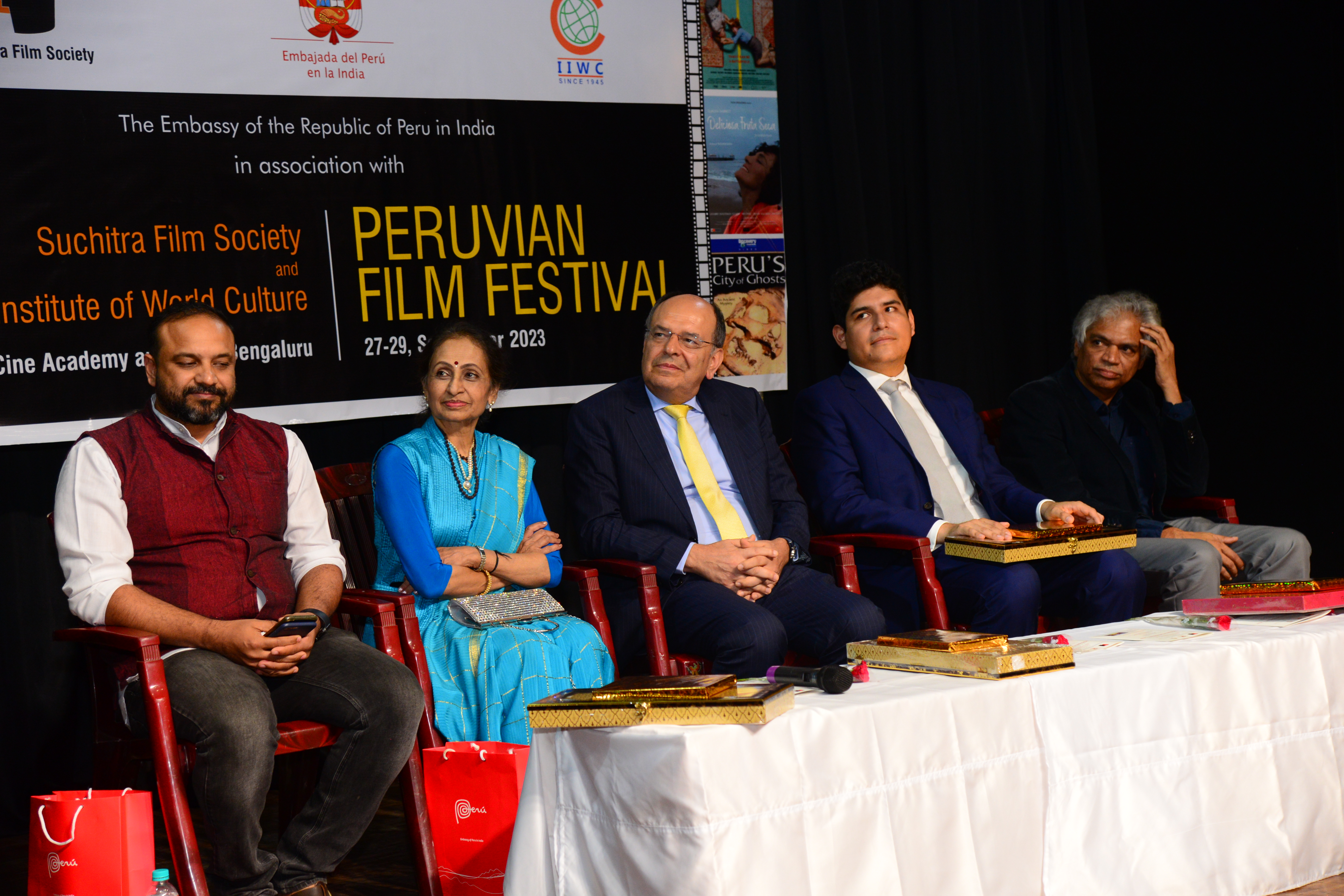 Embajada del Perú en India inauguró festival de cine peruano