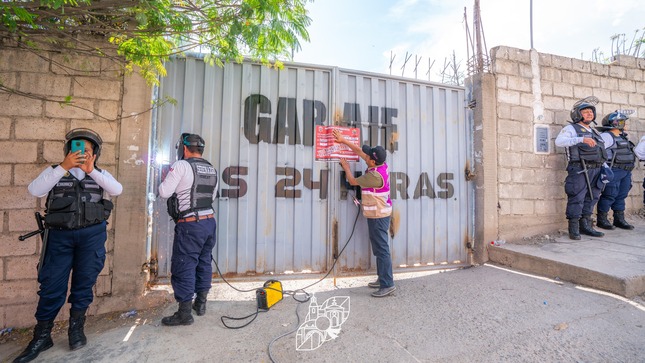 Municipalidad De Abancay (MPA) Lleva A Cabo Operativo Conjunto Con La Policía Nacional De Perú (PNP) Para Regular El Servicio De Taxis Colectivos Que Cubren Ruta Entre Abancay - Cusco.