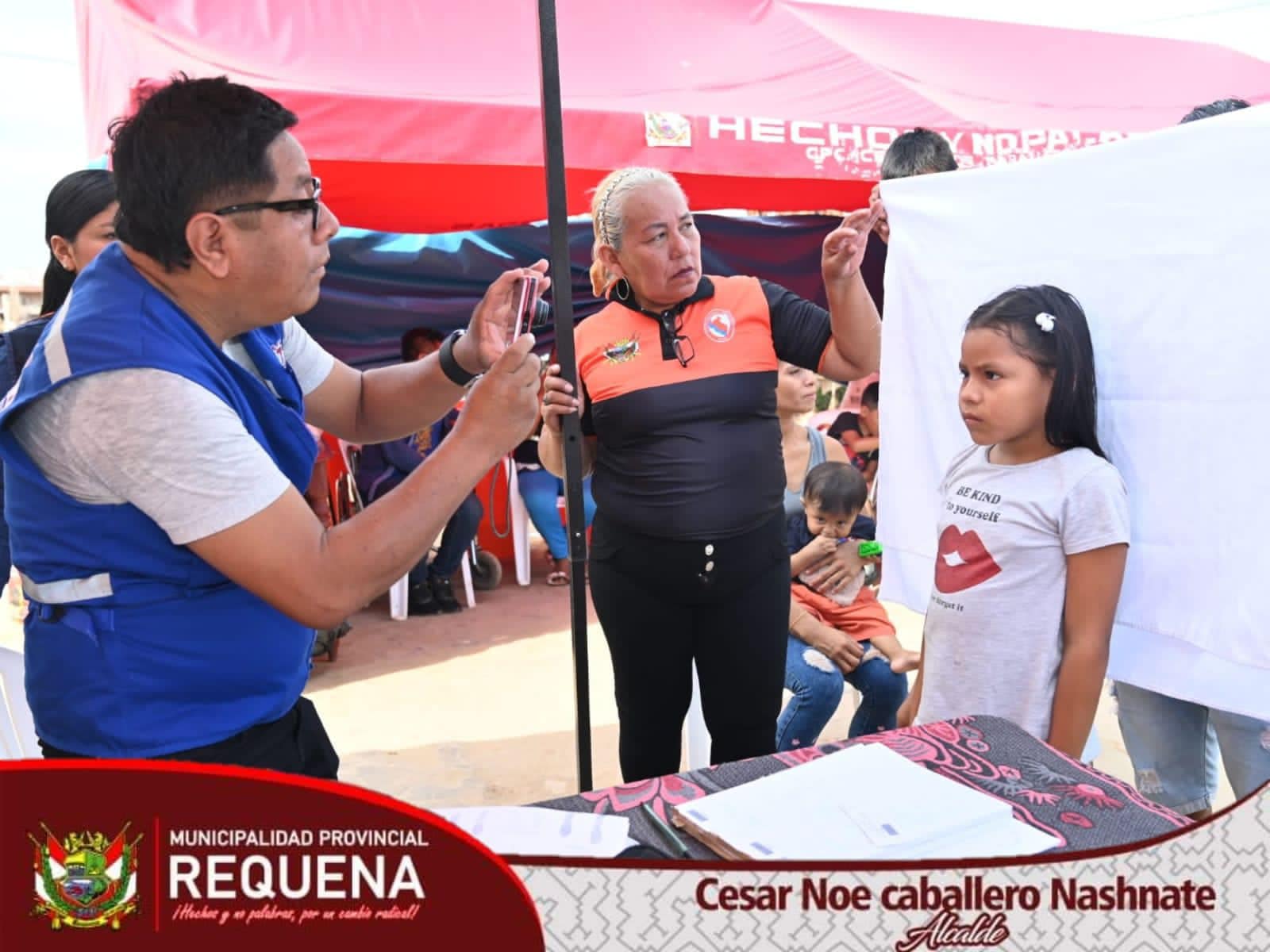 Fotografía RENIEC realiza trámite de documento de identidad a víctimas del incendio