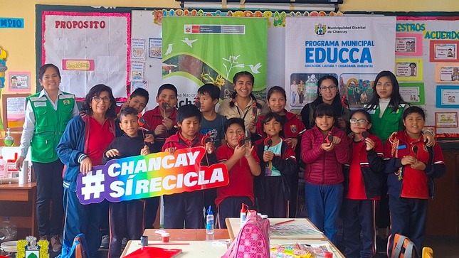 El Ministerio del Ambiente, a través de la SENARP (Reserva Nacional de Lachay), se unió en un esfuerzo conjunto con la Sub Gerencia de Medio Ambiente de la Municipalidad Distrital de Chancay bajo el programa EDUCCA para llevar a cabo un inspirador taller ecoambiental en la Institución Educativa Jorge Ortiz Dueñas, ubicada en Puerto Chancay.