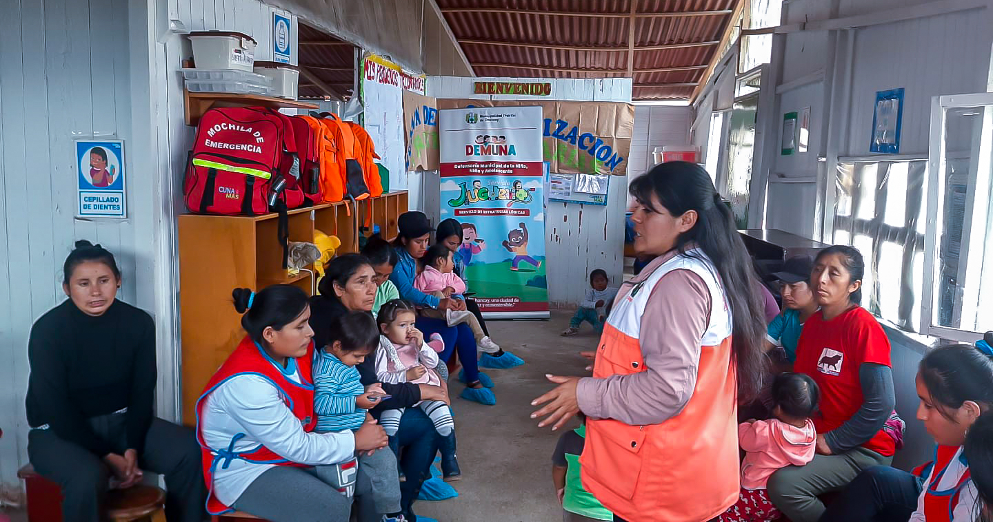 La actividad es parte de la estrategia "Ponte en Modo Niñez" y tuvo como objetivo principal concientizar a los padres sobre los derechos de los niños(as)