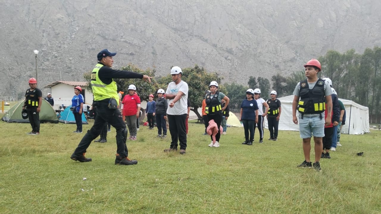 Hospital San Juan de Lurigancho capacita a brigadistas en sistema de comando de incidentes ante una emergencia