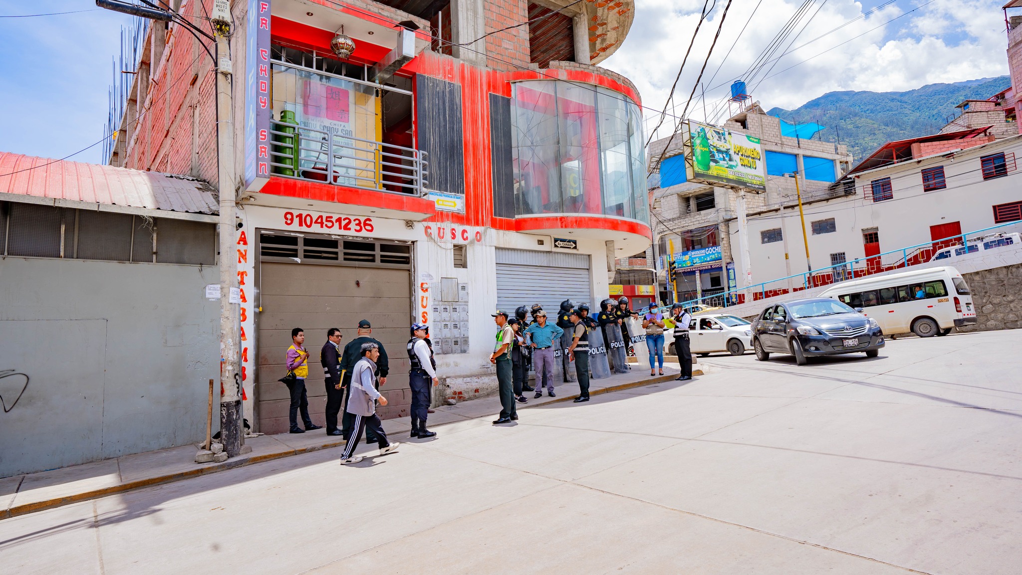 "Operativos Conjuntos De La MPA Y La PNP Revelan Irregularidades En El Transporte Y Comercios De Abancay"