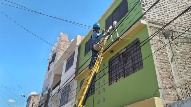 HUÁNUCO: Electrocentro advierte peligros por hurto de energía