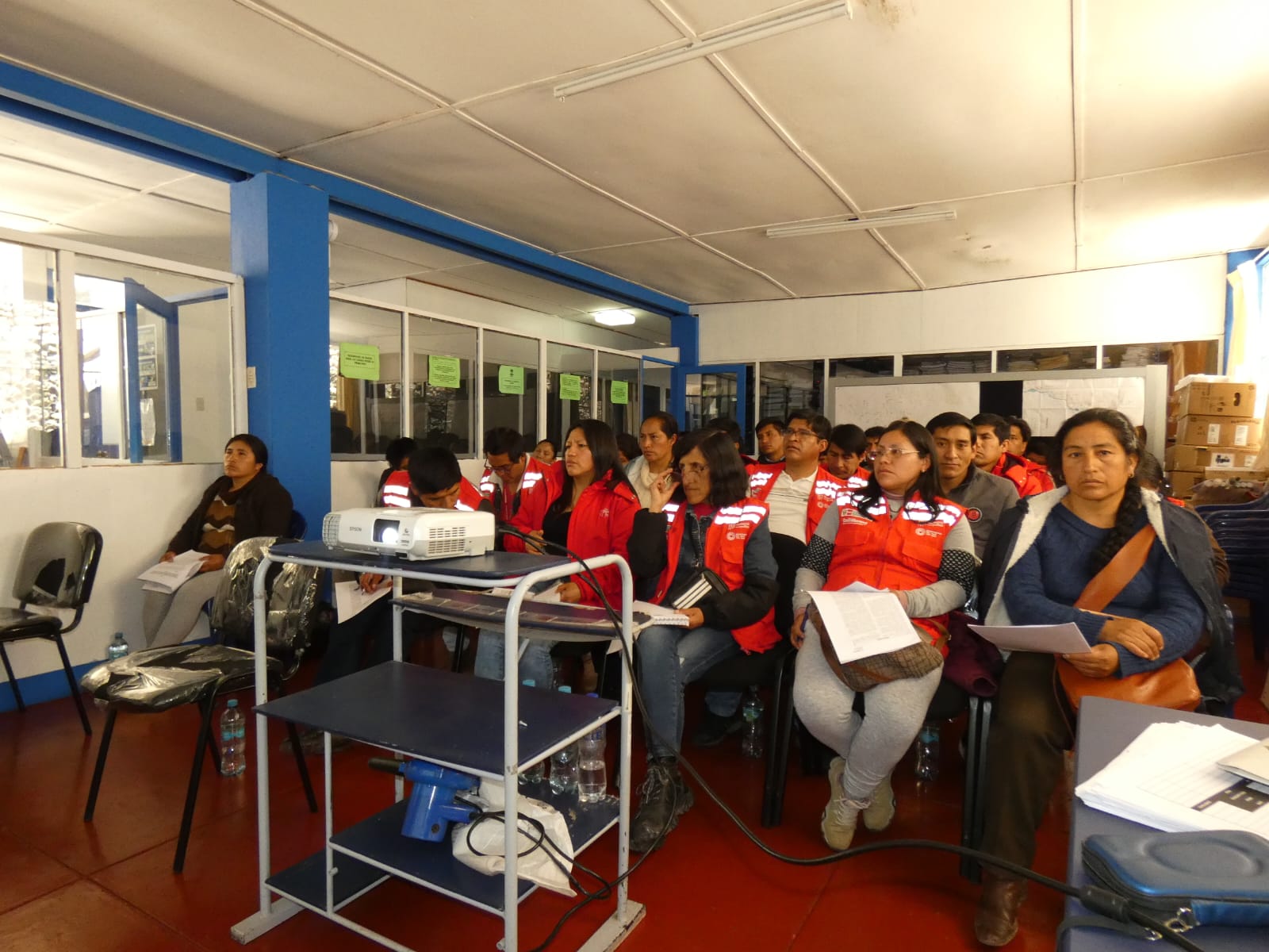 Electrocentro capacita a 40 gestores sociales de Qaly Warma en el proceso de canje del Vale FISE en la región Huancavelica