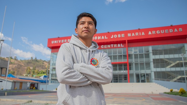 Isaías Ramos Quispe ganó Beca 18 con la modalidad Vraem y pudo estudiar su carrera sin preocupaciones económicas