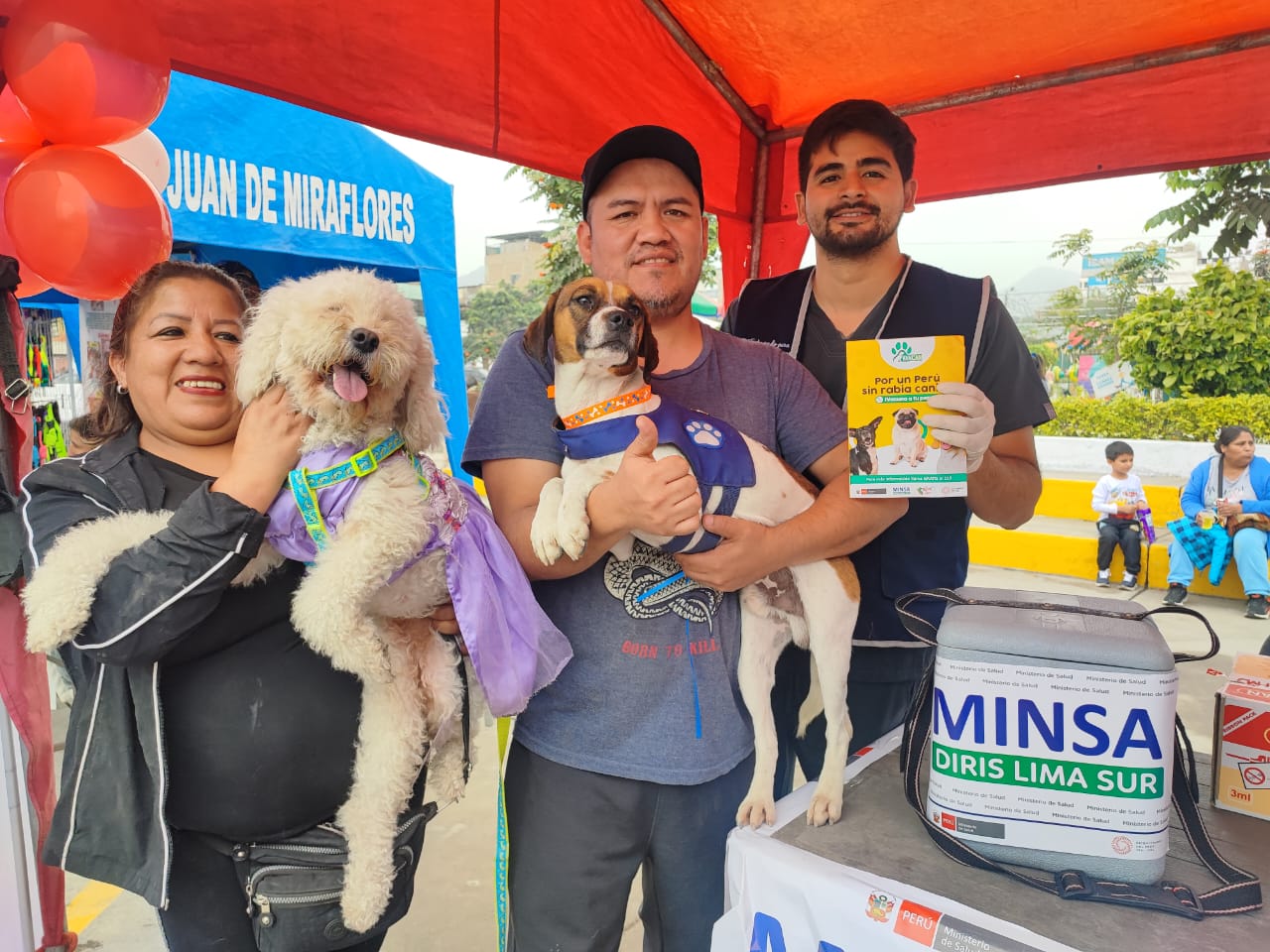 Más de 205 000 canes serán vacunados contra la rabia en distritos de Lima sur