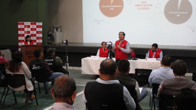 Ciudadanos y representantes de la sociedad civil de los veinte distritos de la provincia de Caylloma, alertarán sobre las deficiencias en la prestación de servicios públicos y presunto uso inadecuado de bienes y recursos del Estado, entre otras irregularidades en la administración pública y actos de corrupción, durante la Audiencia Pública Presencial “La Contraloría te escucha” que se realizará el 18 de octubre de 2023.