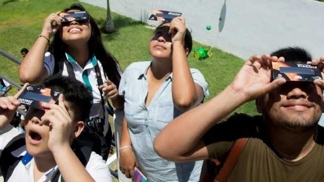 Minsa alerta riesgos a la salud ocular que se pueden producir por observar el eclipse
