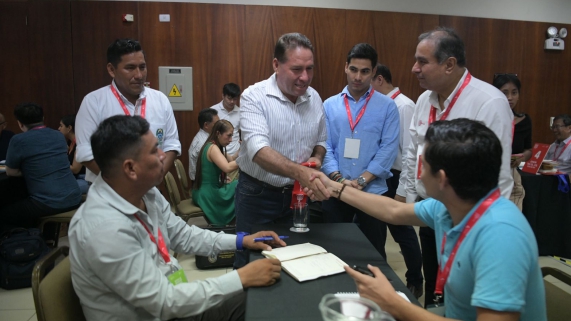 EMPRESARIOS