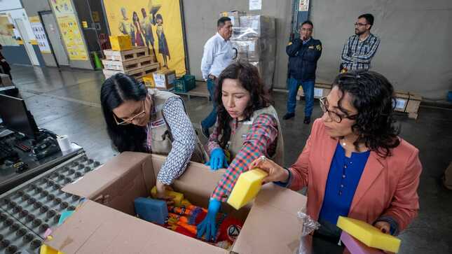 Ministerio de Cultura: Incautan restos óseos de presunto origen prehispánico que iban a ser enviados ilícitamente a México