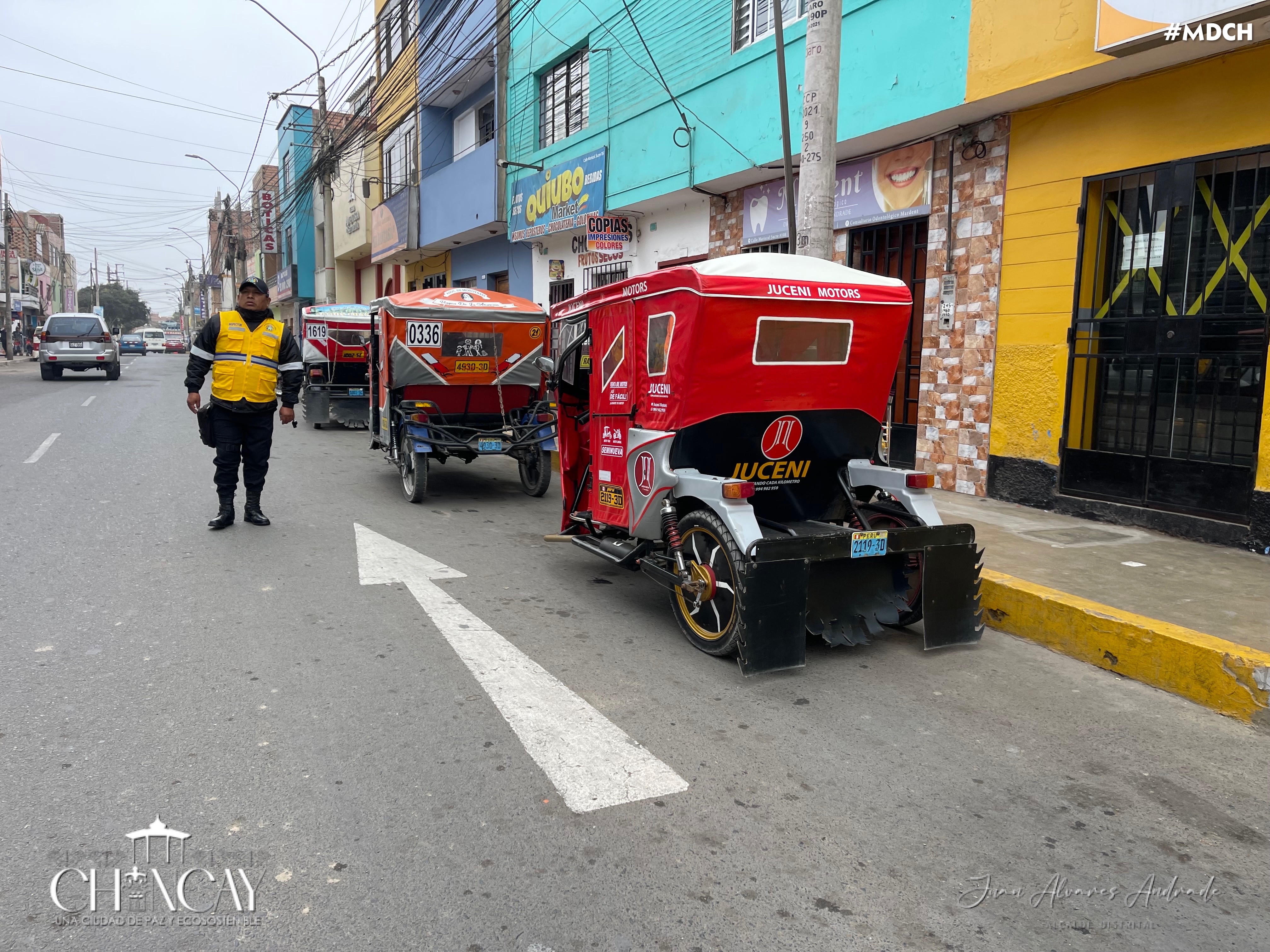 Los inspectores de transporte se enfocaron en sensibilizar a los conductores de mototaxis, quienes desempeñan un papel fundamental en la movilidad de pasajeros en vehículos menores.