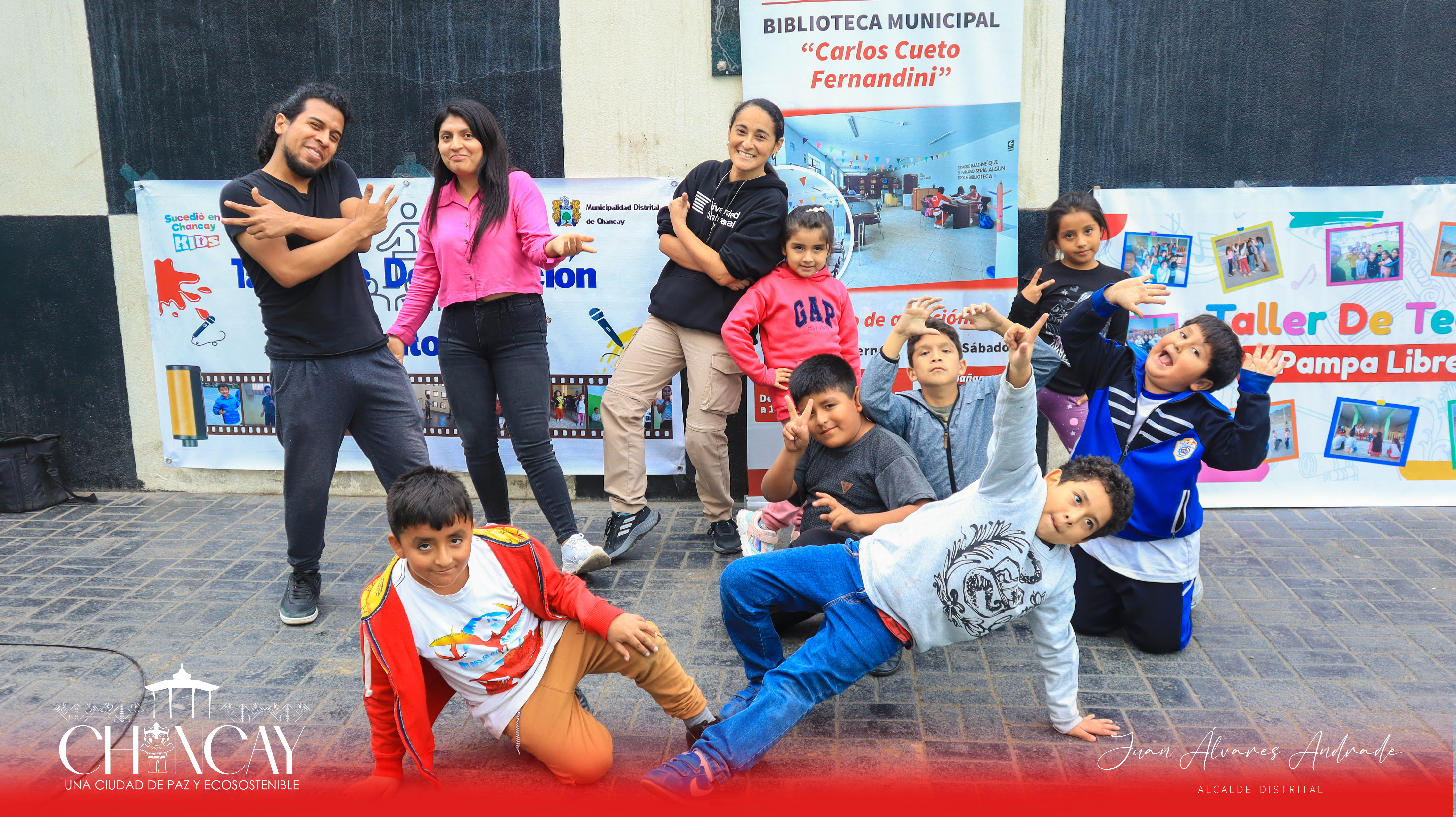 En este evento único, los participantes tuvieron la oportunidad de compartir y conocer lo que han estado aprendiendo a lo largo de sus respectivos talleres.