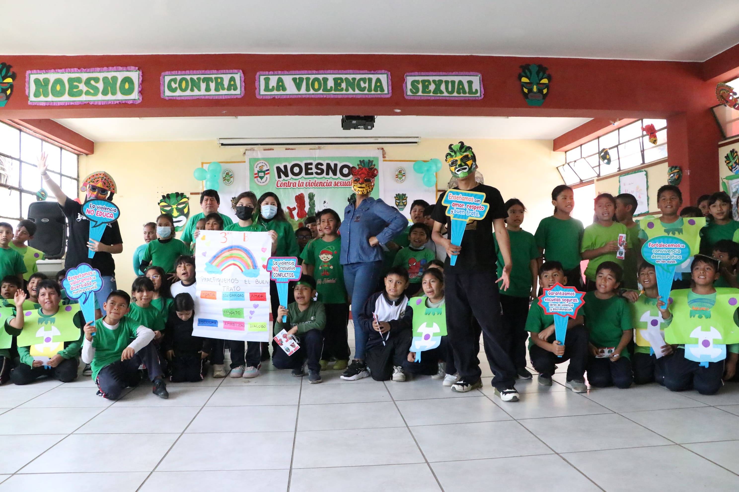 Brigada SíseVe llegó hasta la IE 7093 República de Francia de Villa El Salvador 