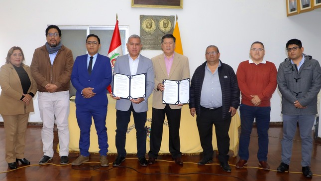 MPH firmó convenio de cooperación interinstitucional con la comuna chancayana en favor del transporte