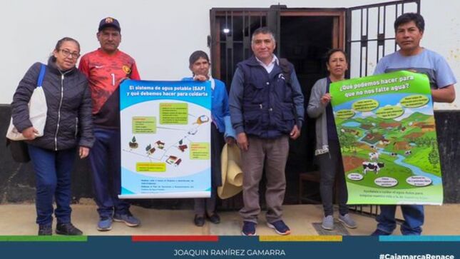 La Gerencia de Desarrollo Ambiental a través de la subgerencia de Saneamiento Básico de la Municipalidad Provincial de Cajamarca, continúa implementando la Metodología para fijar la Cuota Familiar en OC según SUNASS. 
📢La población del caserío de Pariamarca, recibieron la visita del equipo técnico del Área Técnica Municipal de la comuna local, en coordinación para la sensibilización y socialización de la administración a la JASS Pariamarca.
📢Esta importante actividad tuvo como objetivo mencionar todas las metodologías y  y las acciones que se tienen que tomar para cuidar y no quedar desabastecidos con el líquido elemento. El Ing. Enrique Cachi, mencionó que es muy importante conocer la metodología de la cuota familiar para tomar acciones inmediatas ante cualquier circunstancias que se puedan presentar. 
Desde la comuna local, el objetivo es garantizar y brindar un agua de calidad a toda la zona rural de la provincia de Cajamarca. 