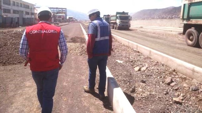 La Contraloría General advirtió al Gobierno Regional del Cusco las deficiencias detectadas en la obra de “Mejoramiento Integral de la Vía Expresa de la Ciudad del Cusco: Óvalo Los Libertadores - Puente Costanera - Nodo Versalles”, hechos que podrían afectar la continuidad del proceso y el logro de los objetivos de la ejecución y supervisión de la obra.