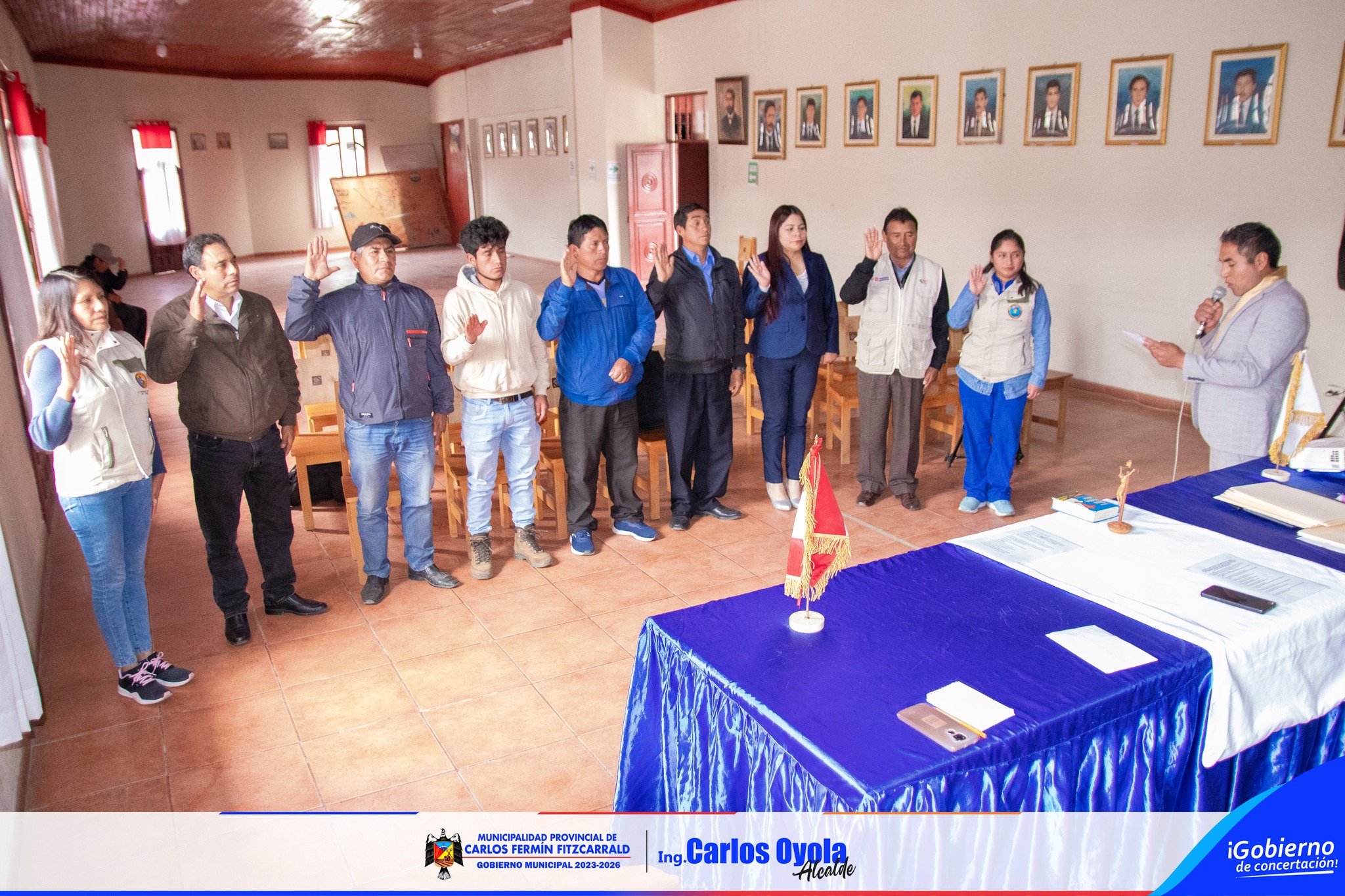 Juramentación de miembros del consejo de salud.