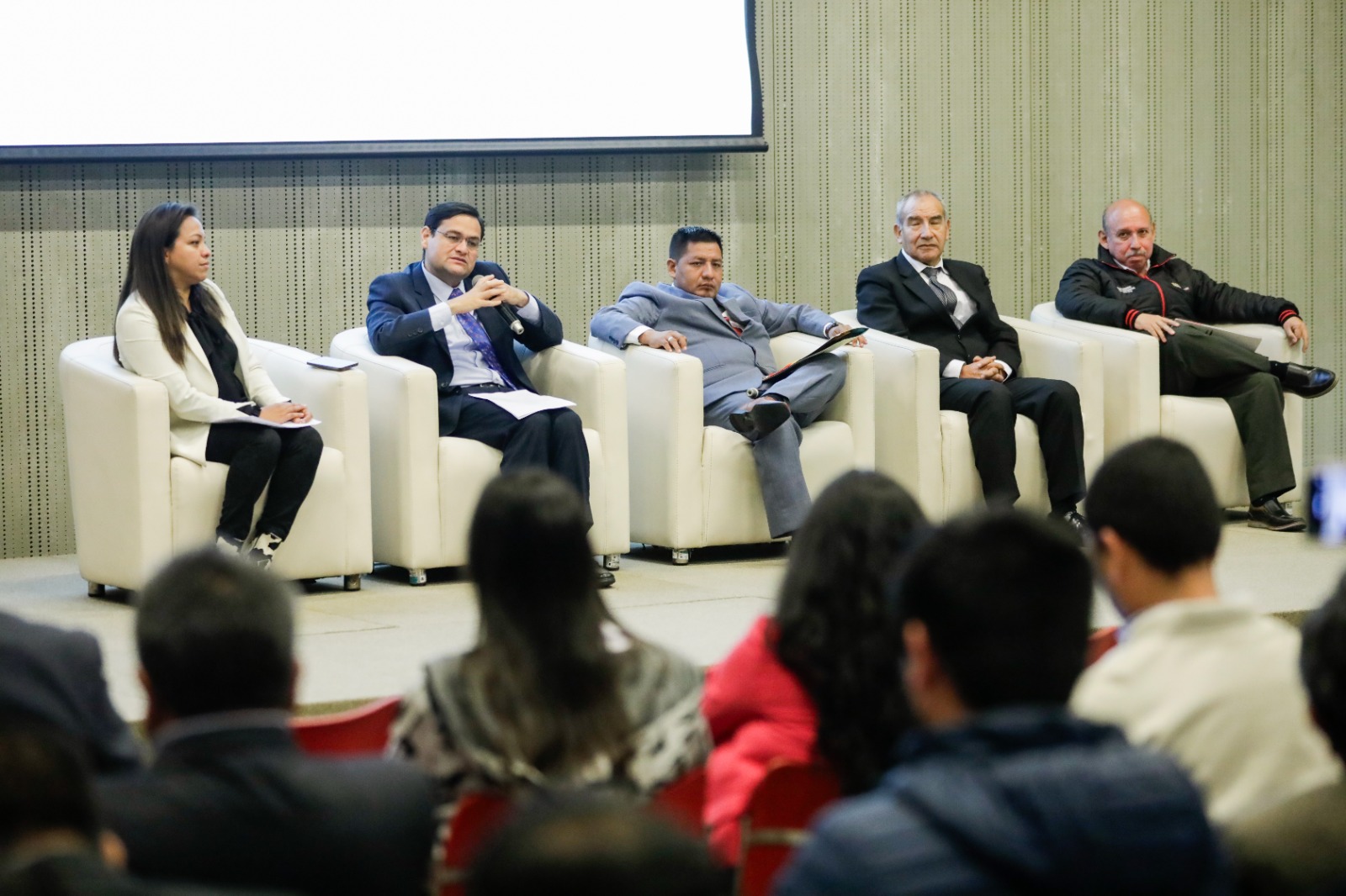 Ministerio de Vivienda capacita a gobiernos regionales y municipios para mejorar los servicios de saneamiento