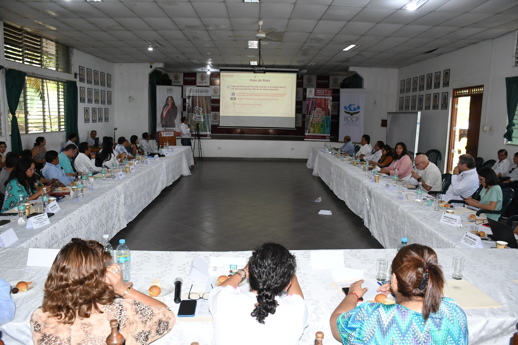 𝗗𝗥𝗔𝗦𝗔𝗠 𝗣𝗥𝗘𝗦𝗘𝗡𝗧Ó 𝗛𝗢𝗝𝗔 𝗗𝗘 𝗥𝗨𝗧𝗔 𝗤𝗨𝗘 𝗩𝗜𝗘𝗡𝗘 𝗧𝗥𝗔𝗕𝗔𝗝𝗔𝗡𝗗𝗢 𝗛𝗔𝗖𝗜𝗔 𝗔𝗟𝗧𝗘𝗥𝗡𝗔𝗧𝗜𝗩𝗔𝗦 𝗗𝗘 𝗦𝗢𝗟𝗨𝗖𝗜ó𝗡 𝗣𝗔𝗥𝗔 𝗔𝗣𝗢𝗬𝗔𝗥 𝗔 𝗟𝗢𝗦 𝗣𝗥𝗢𝗗𝗨𝗖𝗧𝗢𝗥𝗘𝗦 𝗔 𝗖𝗨𝗠𝗣𝗟𝗜𝗥 𝗖𝗢𝗡 𝗟𝗔 𝗡𝗢𝗥𝗠𝗔𝗧𝗜𝗩𝗜𝗗𝗔D 𝗗𝗘 𝗟𝗔 𝗨𝗘