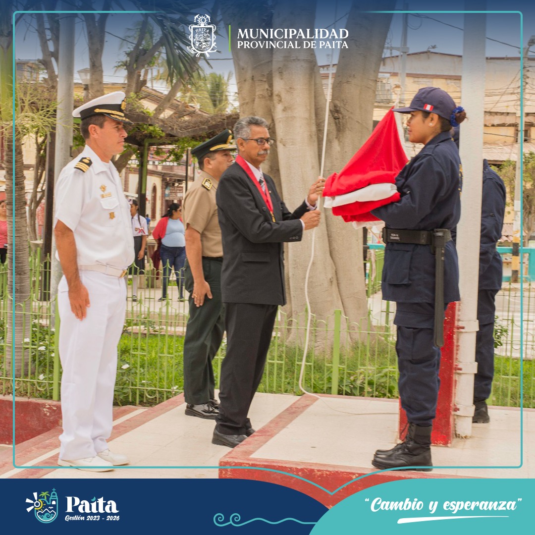 Ceremonia de izamiento de símbolos patrios fortalece vínculo entre comunidad y la PNP