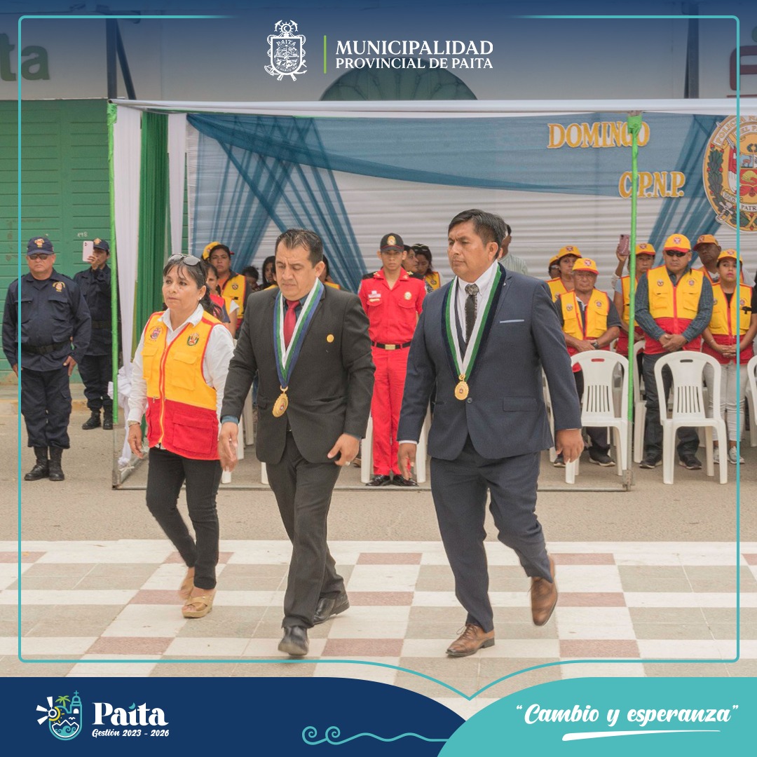 Ceremonia de izamiento de símbolos patrios fortalece vínculo entre comunidad y la PNP