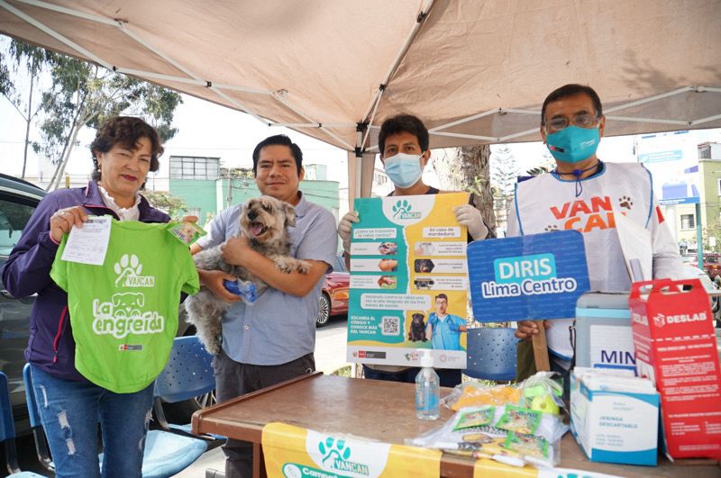 Foto 5 de Más de 123 mil perros de Lima Centro fueron vacunados contra la rabia canina en la Campaña "VAN CAN 2023"