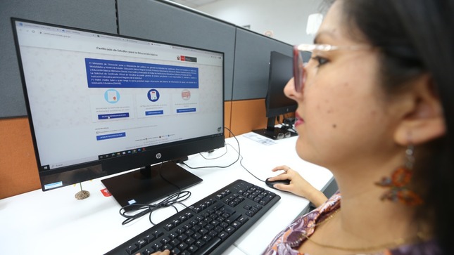 ¡Cuidado! Si vas a solicitar certificado de estudios no te dejes engañar por tramitadores