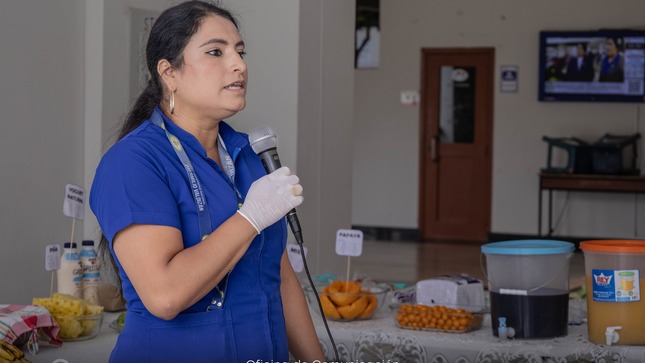 La Universidad Nacional Hermilio Valdizán organizó una charla sobre alimentación saludable y prevención del cáncer, brindando consejos prácticos basados en evidencia científica.