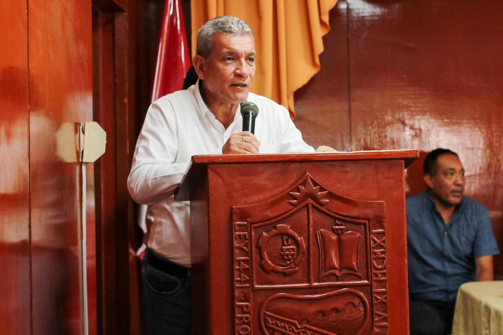 Juramentan Juveco Del C.P. Las Mercedes Y Barrio Sur