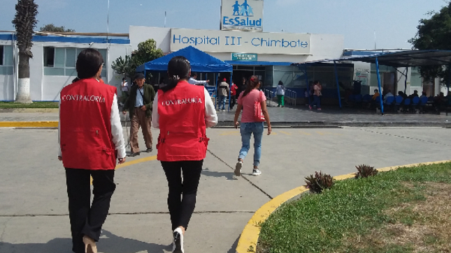 La Contraloría General determinó que durante los años 2020 y 2021 funcionarios de la Red Asistencial Áncash de EsSalud contrataron irregularmente a dos postores con pagos que ascienden a S/ 5 223 210 para que realicen servicios de cremación, inhumación, recojo y traslado de cadáveres de pacientes que fallecieron a causa del Covid-19 en el Hospital III Chimbote.