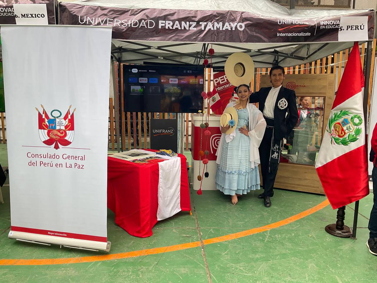 Consulado General del Perú en La Paz participó en el Festival Internacional de Integración Cultural y Turismo