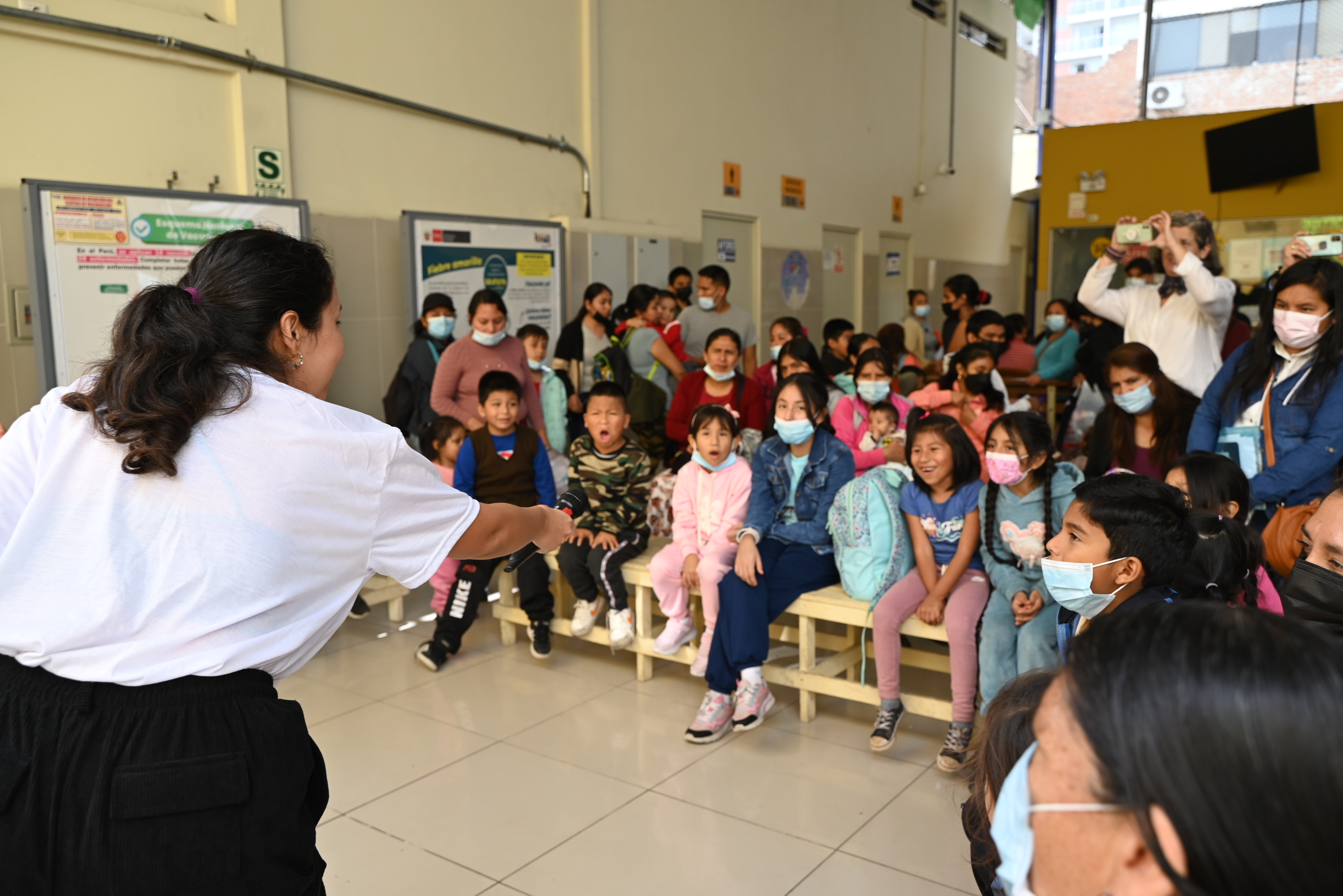 INSN: Inauguran módulo de cuentos infantiles que enriquecerá el tiempo de espera de los niños