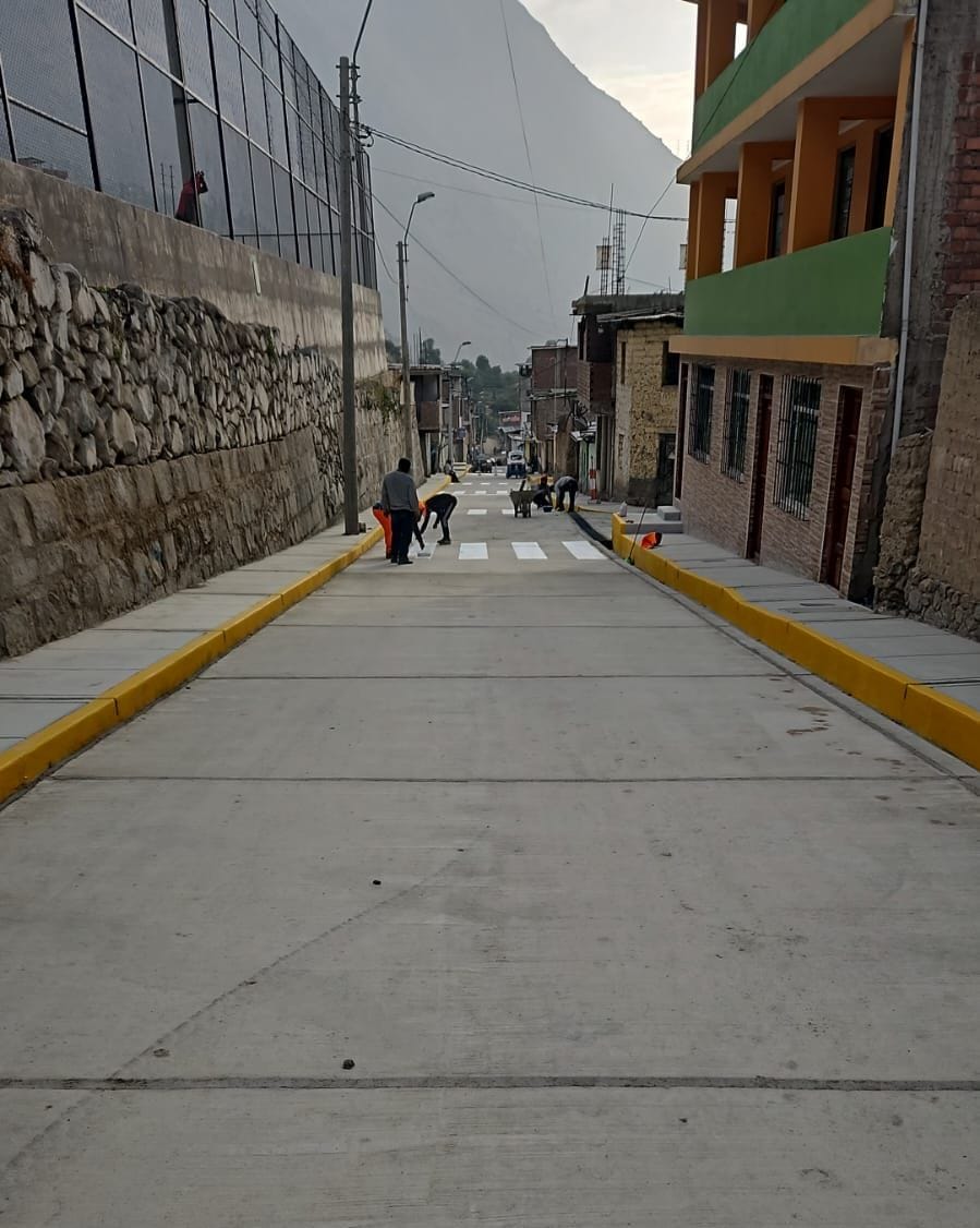 Nuevas pistas y veredas en Surco.
