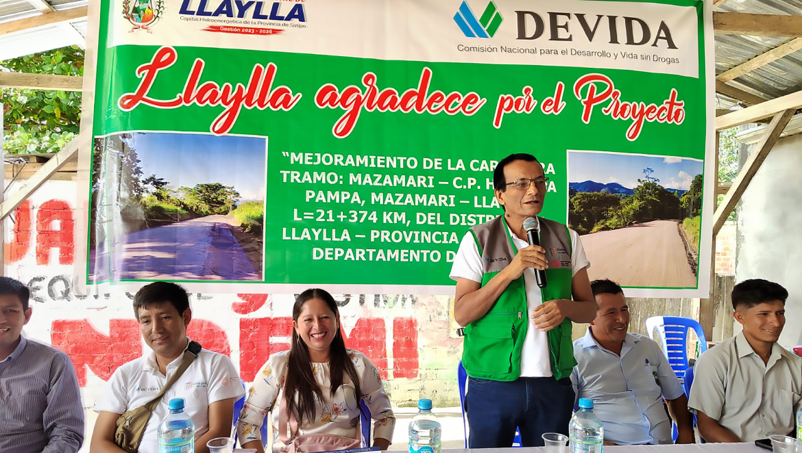 Junín: Culminan trabajos de mantenimiento en 21 kilómetros de camino vecinal en Llaylla