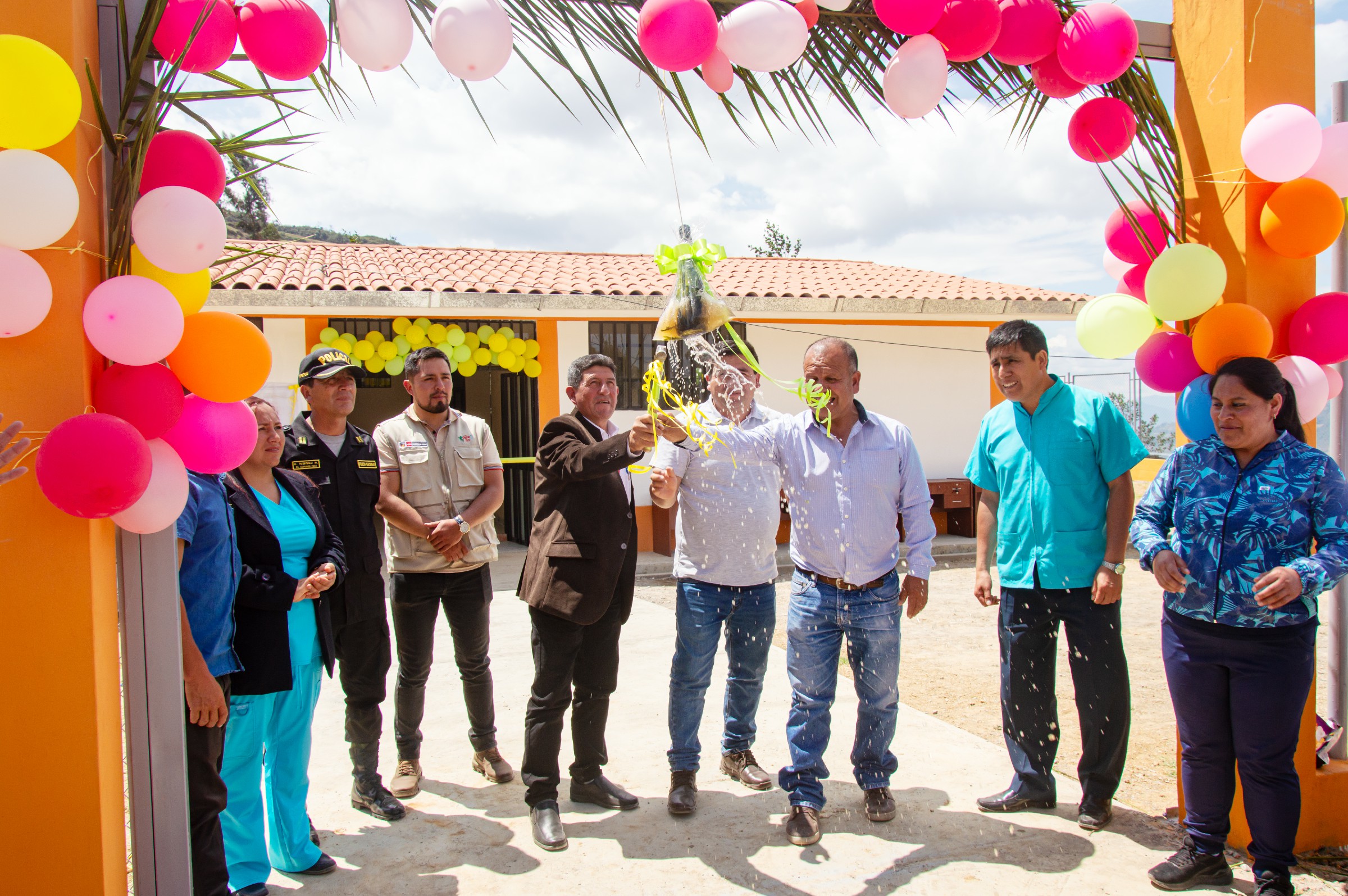 Inauguración puesto de salud Licayate