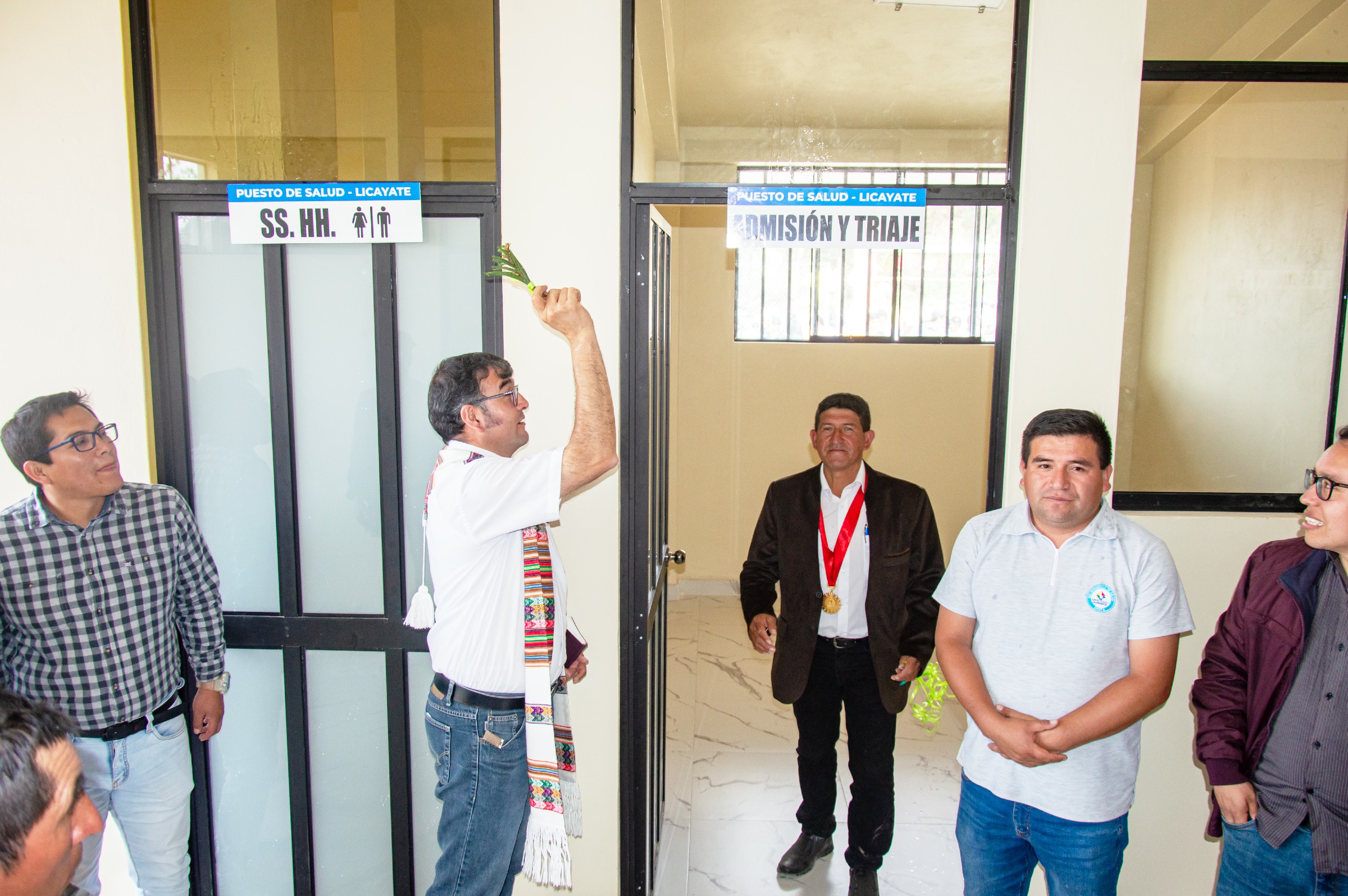 Inauguración puesto de salud Licayate